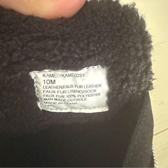 Steve Madden Kameo Sneakers Zipper Closure Faux Sherpa 10 NWOB - Picture 9 of 9